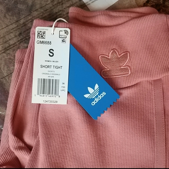 Adidas shorts - Picture 3 of 5